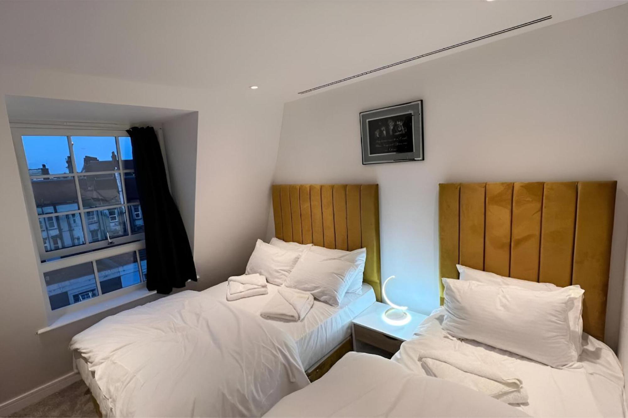 Marble Arch Penthouses With Skyline Views London Exterior photo